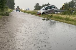 Ongeluk op N99 bij Westerland, mogelijk door extreme weer