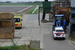 Traumahelikopter bij landbouwbedrijf in Breezand