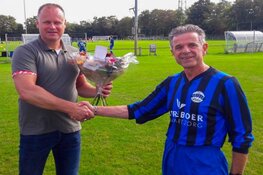 Mereboer Uitvaartzorg shirtsponsor Succes Walking Football