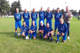 Mereboer Uitvaartzorg shirtsponsor Succes Walking Football