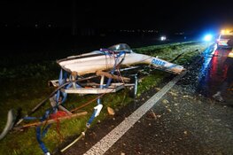 Vijf gewonden door slingerende aanhanger in Winkel
