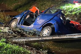 Gezin crasht met auto in Wieringerwerf, meerdere gewonden