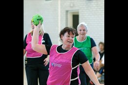 Korfbal en handbal in een versnelling lager voor senioren