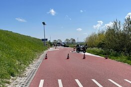 Motorrijder zwaar gewond door ongeval op Amsteldijk