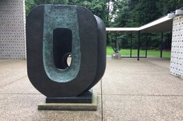 Online kunstlezing over beeldhouwster Barbara Hepworth