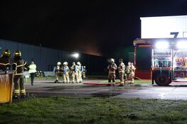 Brand bij recyclebedrijf in Wieringerwerf, 50 omwonenden geëvacueerd