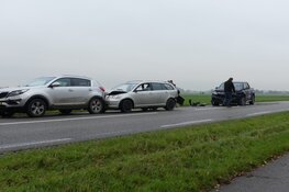 Veel schade bij kop staart botsing Barsingerhorn