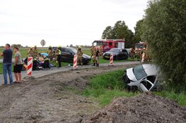Meerdere gewonden bij frontale botsing in `t Veld