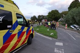 Meerdere gewonden bij frontale botsing in `t Veld