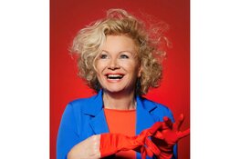 Sprankelend cabaret door ’De dochter van de burgemeester’ in Scagon De Luxe