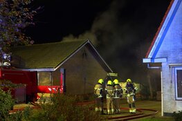Woningbrand aan Molenweg in Wieringerwaard