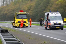 Ongeluk met twee auto's op A7: automobilist wil vluchten