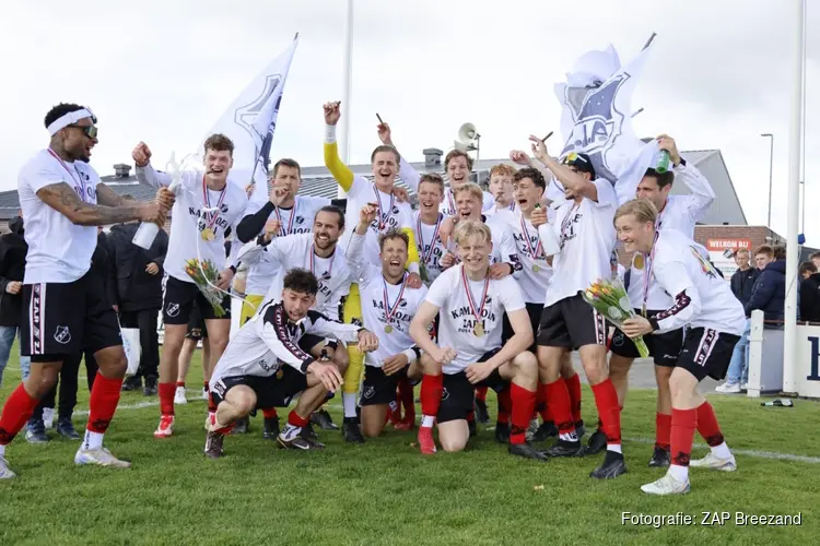 ZAP meer dan overtuigende kampioen van derde klasse