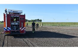 Broeibrand in akker langs Westfriesedijk Winkel
