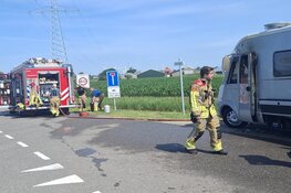 Camper in brand in 't Veld