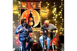 ’Middle of Life’ klinkt in Scagon De Luxe