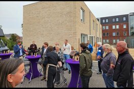Feestelijk moment voor 24 nieuwe woningen in Anna Paulowna