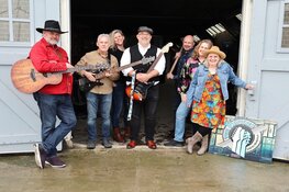 The Visitors ’On The Move’ in Scagon De Luxe