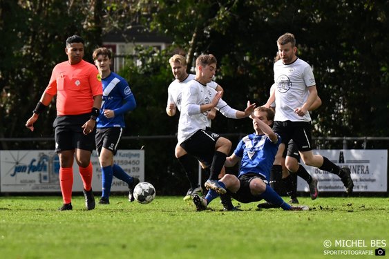 Flevo klimt naar derde plaats na winst op DWB
