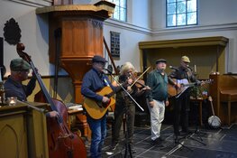 Optreden Wheelbarrowband in Witte Kerkje Wieringerwaard op 23-11-2025