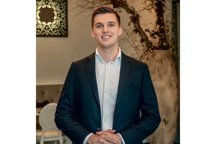 Jonge ondernemer Lars Dekker (23) wil met De Herinneringswinkel écht iets betekenen voor mensen