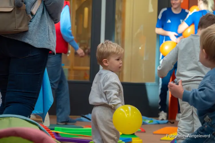 Gratis fittte start beweeginstuiven voor jonge kinderen om gezonde levensstijl te promoten