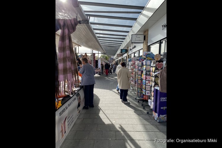 Braderie in winkelhart Nieuwe Niedorp
