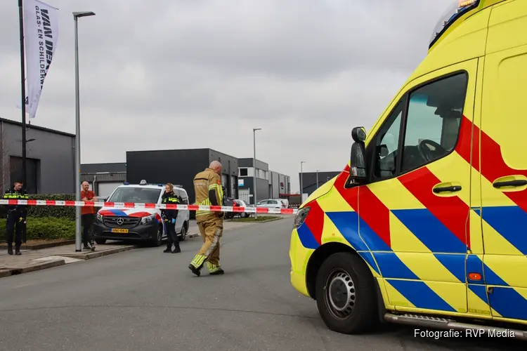 Onderzoek na bedrijfsongeval in Anna Paulowna, meerdere hulpdiensten ter plaatse