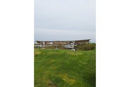 Vleugel en motor Lancaster ED 603 geplaatst in Kazemattenmuseum