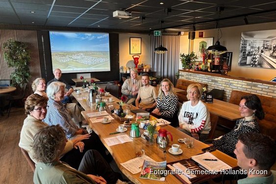 Eerste toeristische bewegwijzeringsbordjes geplaatst in Hollands Kroon