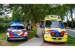 Omstanders redden man met scootmobiel uit sloot in Middenmeer