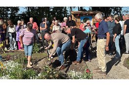 Dorpstuin Haringhuizen officieel geopend