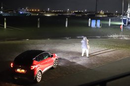 Haven van Den Oever stroomt vol door hoogwater tijdens storm Bóelo, waterstand wordt nog hoger