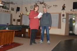 Manus Uijthof erelid Toneelvereniging Succes