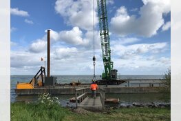 Nieuwe drijvende recreatiesteiger Oude Zeug