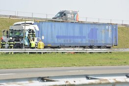 Ongeval met vrachtwagens op Afsluitdijk