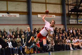 Reserves JuRo Unirek/VZV door naar volgende bekerronde