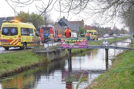 Auto belandt in Molenvaart