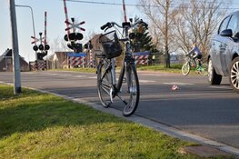 Fietsster gewond na botsing Anna Paulowna