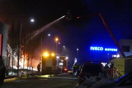 Zeer grote brand in loods in Winkel